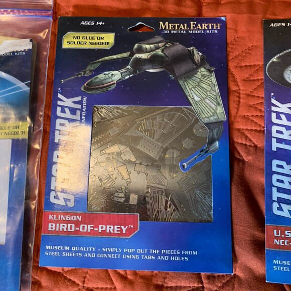 Three Star Trek 3D Metal Model Kits - Picture 3 of 6